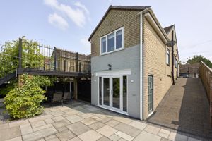 Photo 25- click for photo gallery